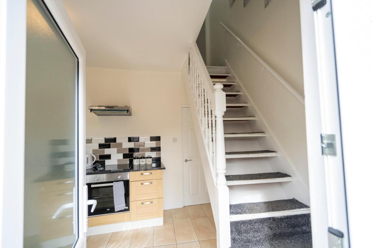 Entire House-Merseyside-Liverpool Birkenhead Exterior foto